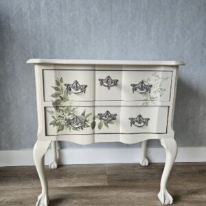 Vintage kastje bloemen